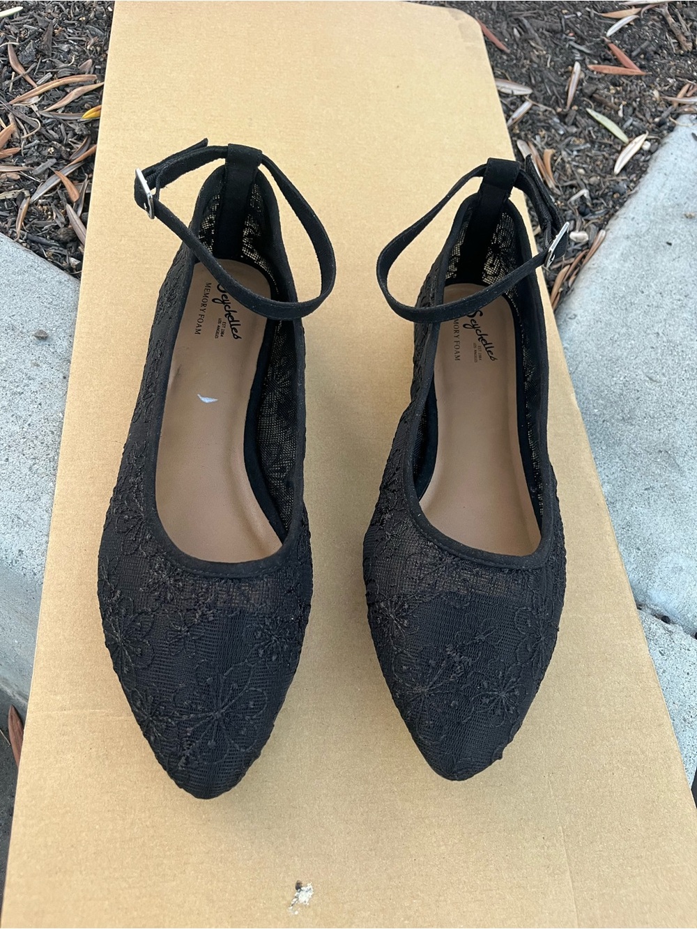 Seychelles Black Lace Pointed-Toe Ankle-Strap Flats